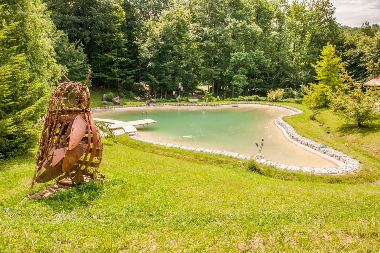 Country House With A Pool In Medvednica Nature Park ซาเกร็บ ภายนอก รูปภาพ
